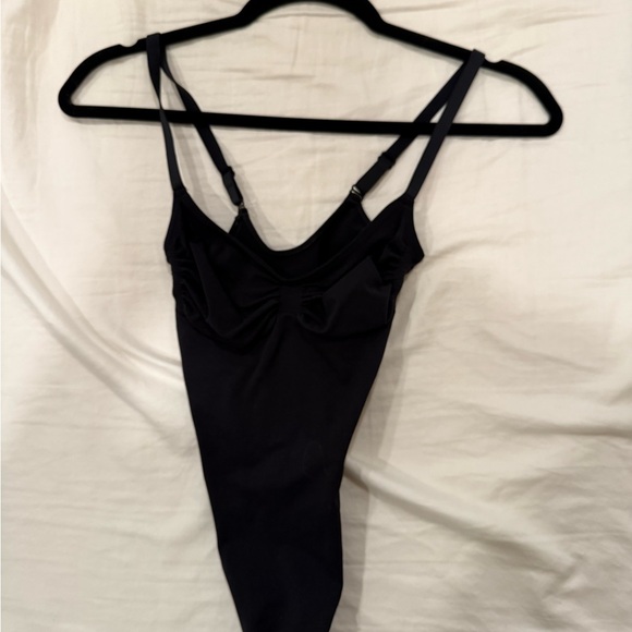 SKIMS Black Sculpting Thong Bodysuit - Picture 2 of 5